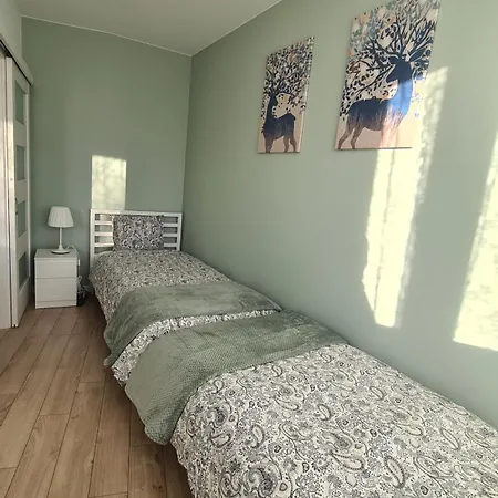 Apartment Debowe Zacisze Tuzycka Warsaw