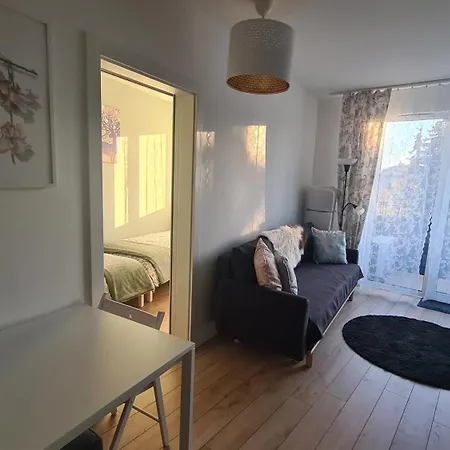 Debowe Zacisze Tuzycka Apartment Warsaw