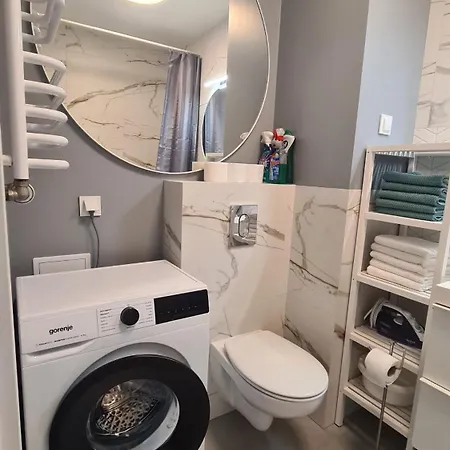 Debowe Zacisze Tuzycka * Varsovia