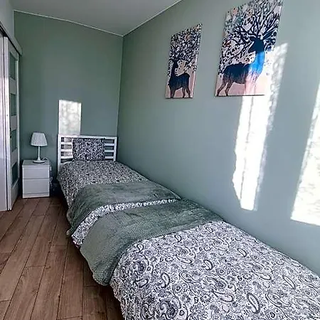 Debowe Zacisze Tuzycka Apartment Warsaw